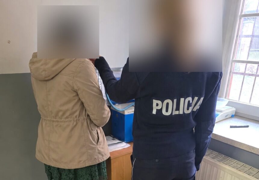 Pijana matka pędziła z dzieckiem po Legnicy! Miała 2 promile
