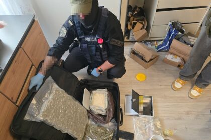 Fabryka metamfetaminy, broń i granaty. Wielka obława policji w Legnicy!