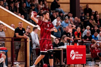 Młode talenty i mecz o przełamanie! Siódemka Miedź gra z SMS Kielce
